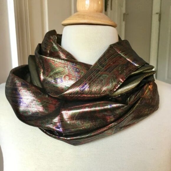 Accessories - Vintage Metallic Lamé Fabric Scarf Shiny Paisley Party Statement Holiday